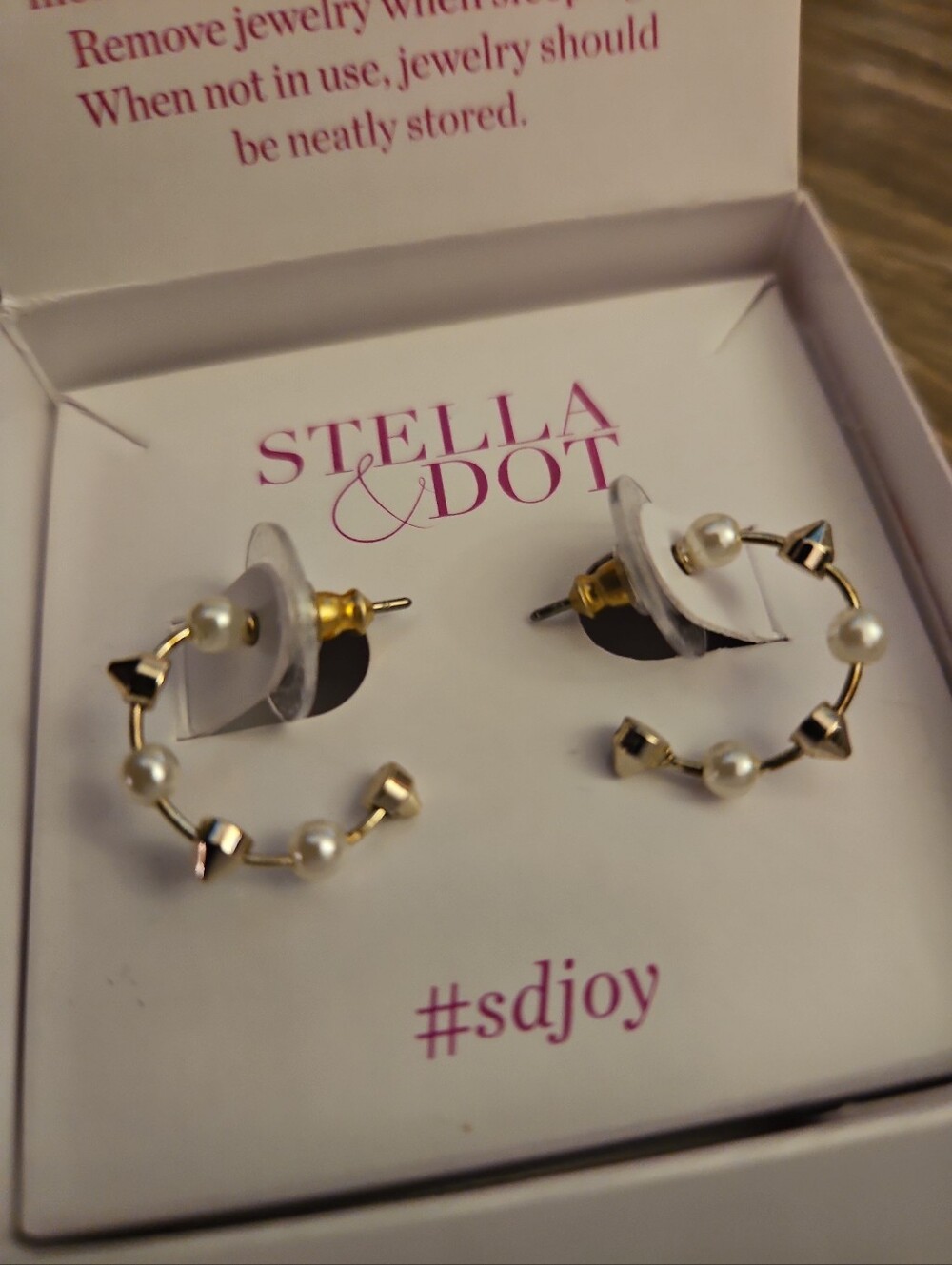 Stella & Dot Mini Madison Hoops gold cream new in box